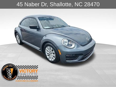 Used 2017 Volkswagen Beetle 1.8T FWD image 1