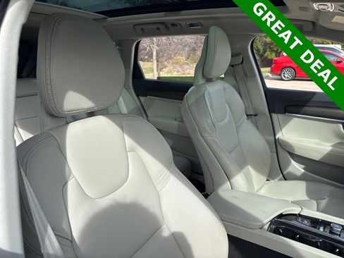 Used 2018 Volvo V90 T5 Cross Country w/ Convenience Package image 7
