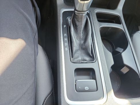 Used 2017 Ford Escape S FWD image 30