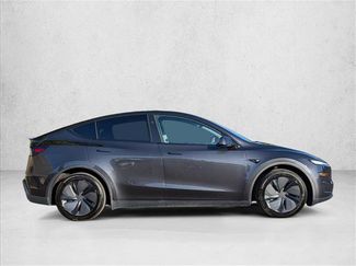 Used 2026 Tesla Model Y Long Range AWD/4WD video 4
