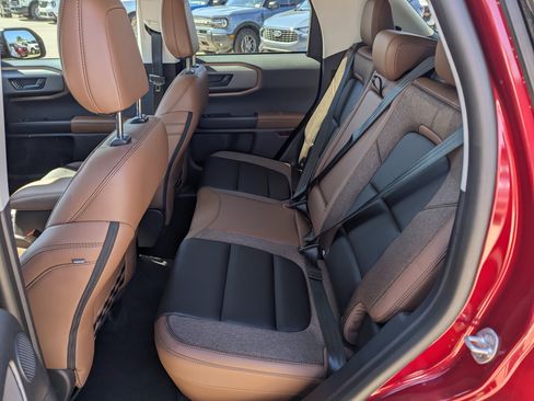 New 2025 Ford Bronco Sport Outer Banks w/ Outer Banks Tech Package+ image 8