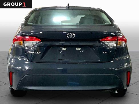 Certified 2025 Toyota Corolla LE FWD image 5