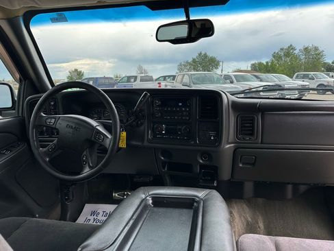 Used 2004 GMC Sierra 1500 SLE w/ Light Duty Power Package image 25