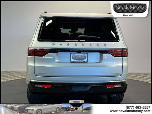 Used 2022 Jeep Wagoneer Series II w/ Premium Group I image 5