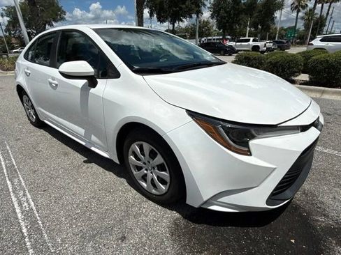 Used 2023 Toyota Corolla LE FWD image 6