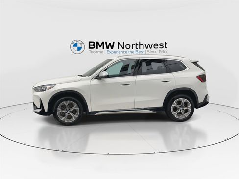 Used 2023 BMW X1 xDrive28i w/ Premium Package image 10