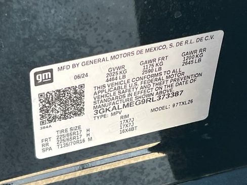 Used 2024 GMC Terrain SLE image 27