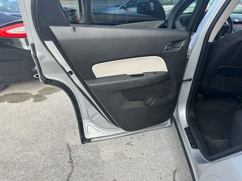 Used 2011 GMC Terrain SLE image 16