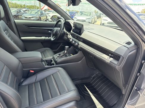 Certified 2025 Honda CR-V Sport-L image 19