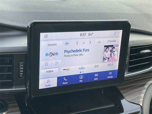 Used 2023 Ford Explorer Limited image 11