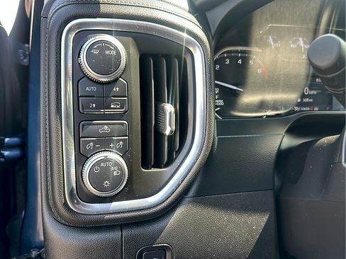 Used 2021 GMC Sierra 1500 SLE AWD/4WD image 17