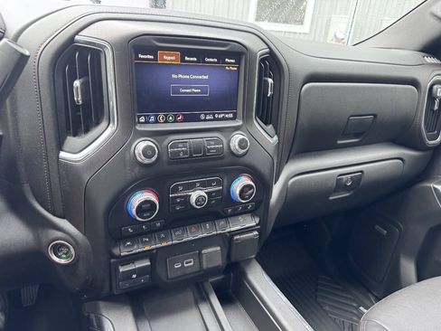 Used 2020 GMC Sierra 1500 AT4 w/ AT4 Premium Package AWD/4WD image 11