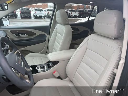 Used 2024 GMC Terrain Denali w/ Denali Premium Package image 20
