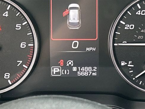 Certified 2025 Subaru Crosstrek 2.5i Limited w/ Popular Package #3A image 28