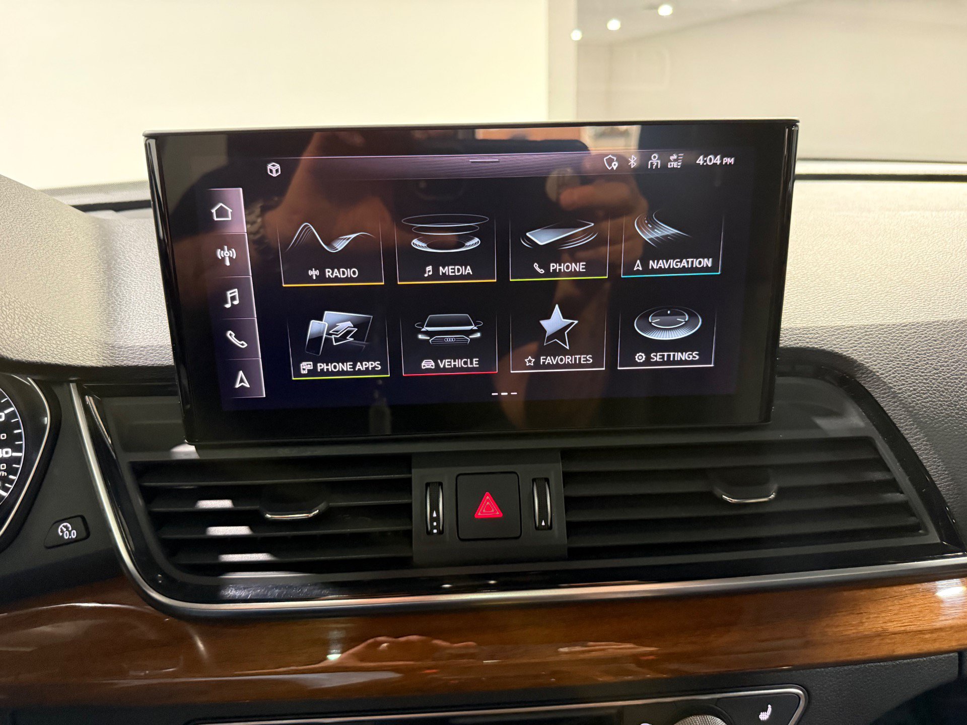 Used 2023 Audi Q5 2.0T Premium w/ Convenience Package AWD/4WD image 33
