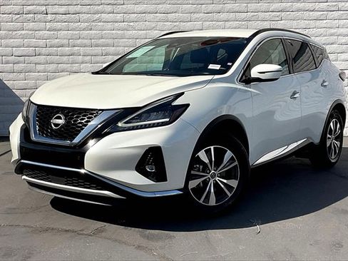 Used 2023 Nissan Murano SV image 1