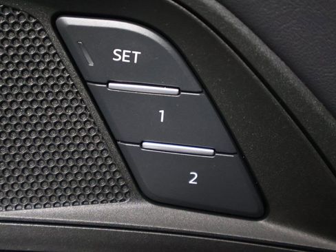 Used 2023 Audi e-tron GT Prestige w/ Prestige Package image 36