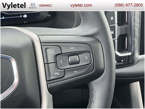 Used 2023 GMC Yukon Denali image 28