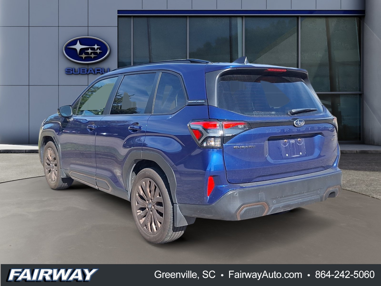 Used 2025 Subaru Forester Sport AWD/4WD image 3