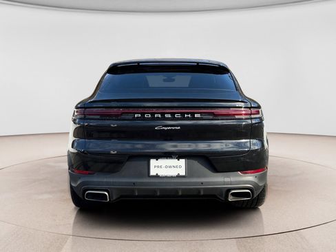 Used 2024 Porsche Cayenne Coupe AWD/4WD image 6