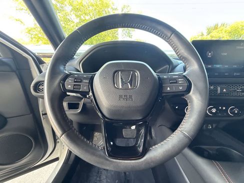 Used 2024 Honda HR-V Sport image 15