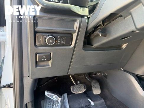 Used 2021 Ford F150 XL w/ STX Appearance Package AWD/4WD image 13