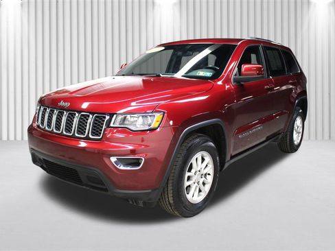 Used 2019 Jeep Grand Cherokee Laredo image 8