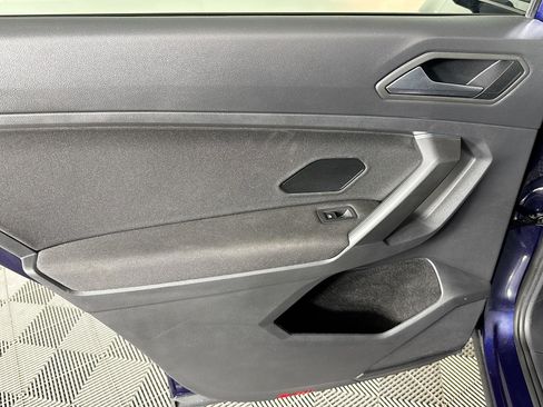 Used 2021 Volkswagen Tiguan S image 22