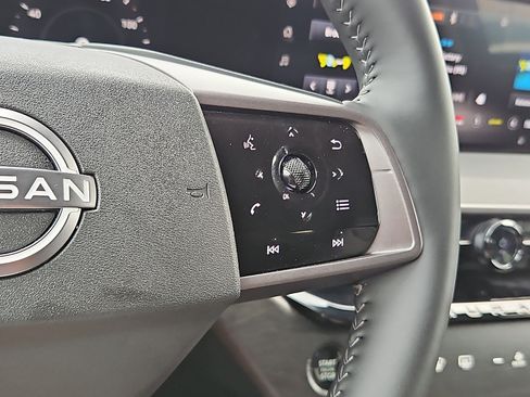 Certified 2025 Nissan Murano SV AWD/4WD image 20