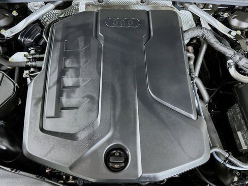 Used 2025 Audi A5 2.0T Premium Plus w/ Premium Plus AWD/4WD image 13