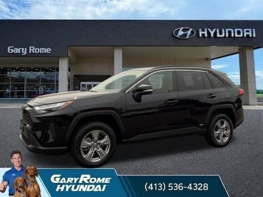Used 2025 Toyota RAV4 XLE w/ Convenience Package AWD/4WD image 4