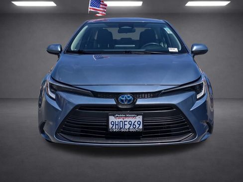 Used 2023 Toyota Corolla LE w/ Carpet Mat Package (TMS) FWD image 9