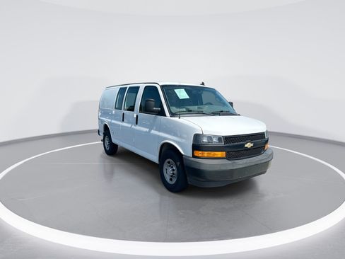 Used 2020 Chevrolet Express 2500 w/ Driver Convenience Package RWD image 2