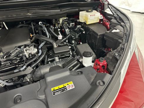 Used 2025 Toyota Sienna LE image 70