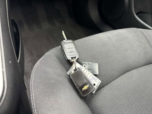 Used 2015 Chevrolet Cruze LT image 24