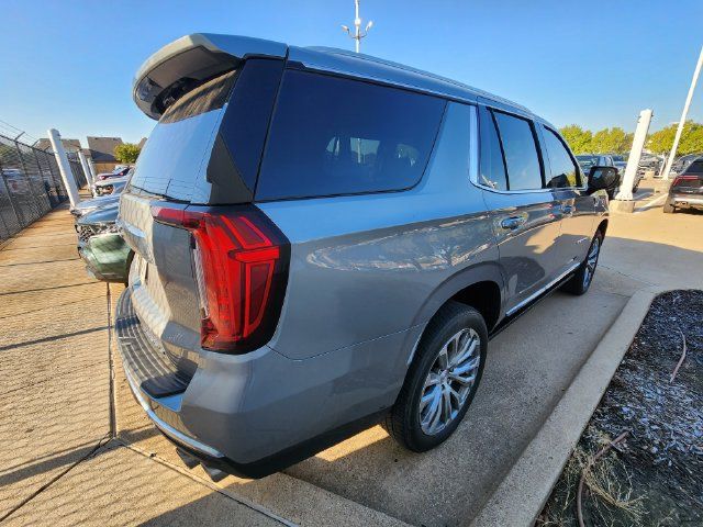 Used 2023 GMC Yukon Denali AWD/4WD image 4