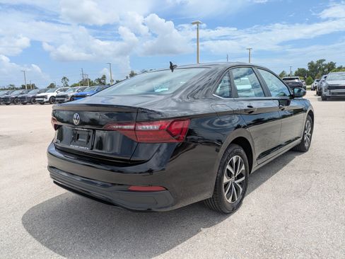 Used 2024 Volkswagen Jetta S FWD image 4