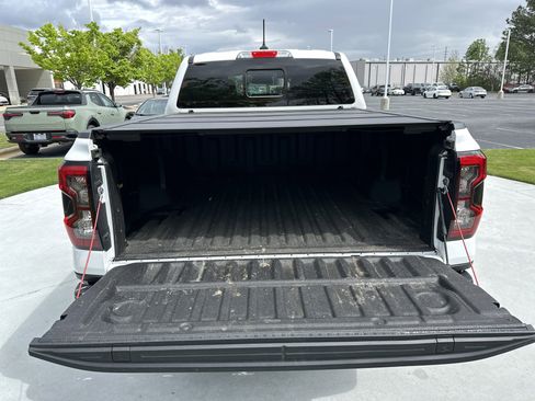 Used 2024 Ford Ranger Lariat w/ FX4 Off-Road Package AWD/4WD image 32
