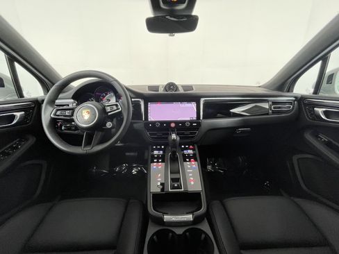 New 2026 Porsche Macan S image 13