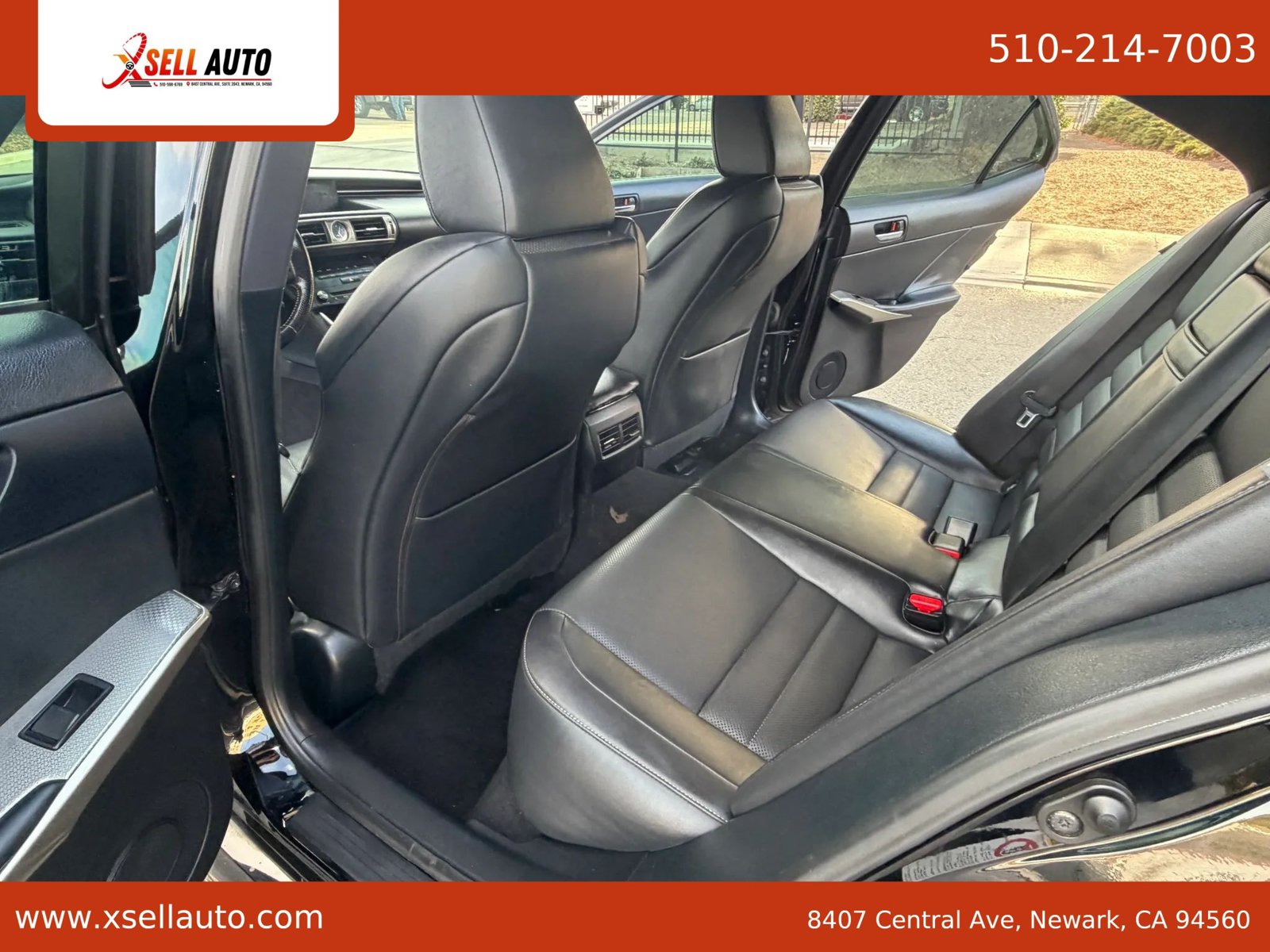 Used 2016 Lexus IS 200t w/ F Sport Package RWD image 9