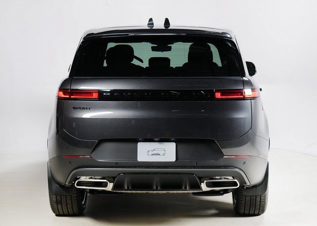 New 2026 Land Rover Range Rover Sport SE AWD/4WD image 7