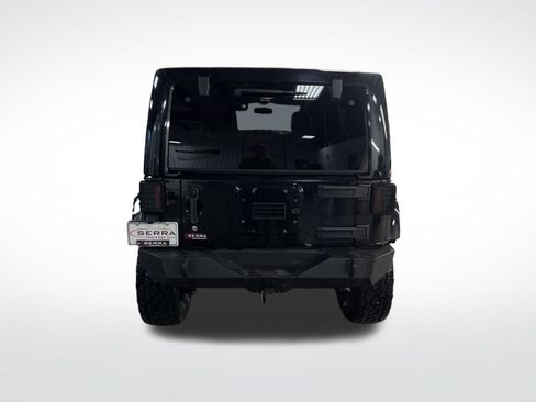 Used 2013 Jeep Wrangler Unlimited Sahara w/ Dual Top Group image 4