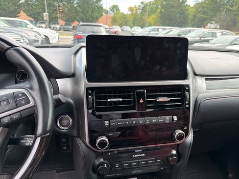 Certified 2023 Lexus GX 460 Premium w/ Premium Package AWD/4WD image 21