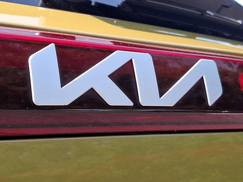 Used 2024 Kia Seltos S AWD/4WD image 29