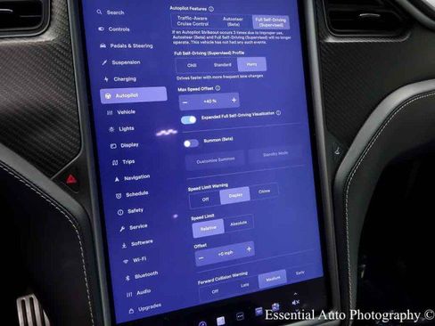 Used 2020 Tesla Model X Performance AWD/4WD image 31
