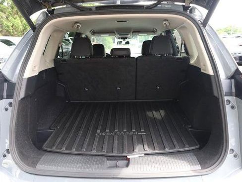 Certified 2025 Nissan Rogue SV AWD/4WD image 7