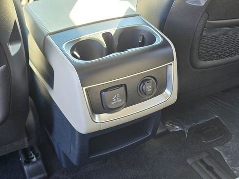 New 2025 Kia Carnival SX Prestige FWD image 20