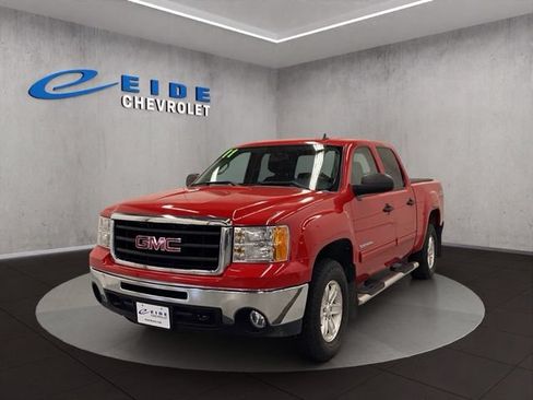 Used 2011 GMC Sierra 1500 SLE w/ Power Tech Package AWD/4WD image 9