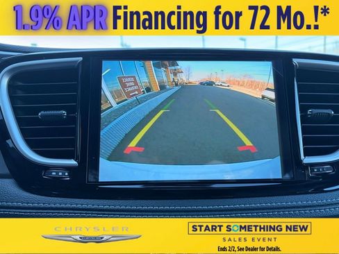 New 2026 Chrysler Pacifica Select image 20