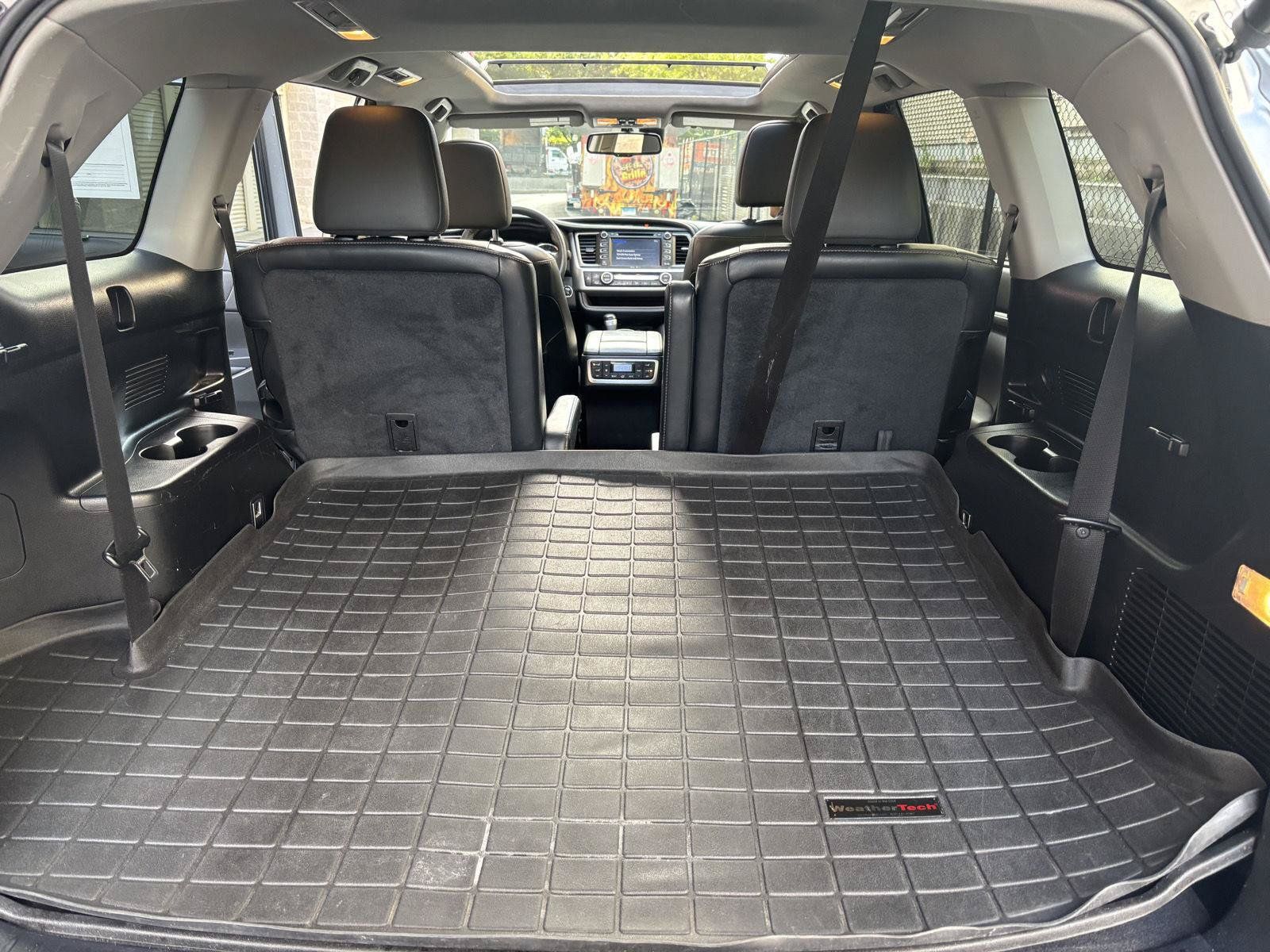 Used 2015 Toyota Highlander Limited Platinum AWD/4WD image 30